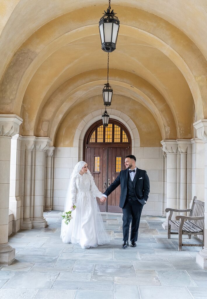 Bride & groom DC wedding photo at the National Cathedral