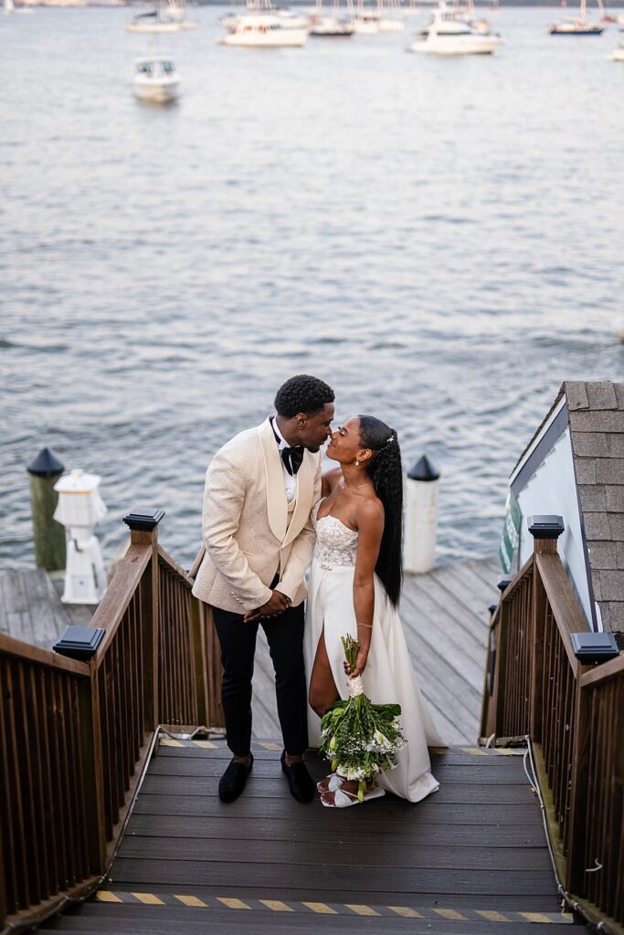 Maryland wedding couple in Annapolis