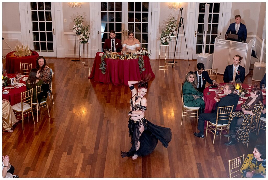 Professional bellydancer | Rose Hill Manor wedding